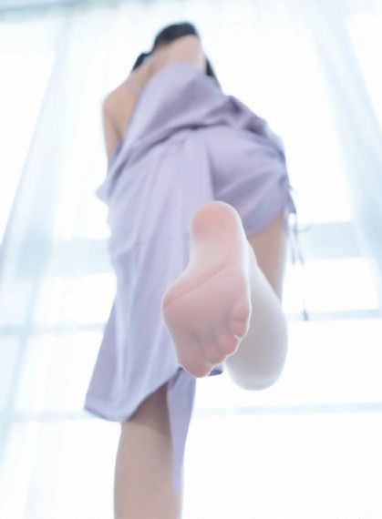 av一楼一凤亚洲_高清完整视频