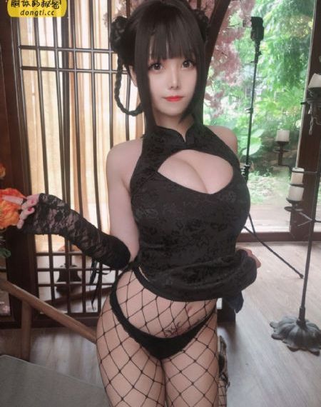 日韩久久久精品_视频网址大全