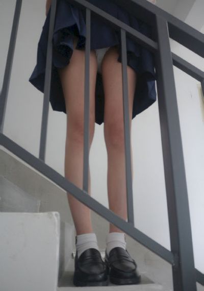 美女脱了胸罩给帅哥揉_高清免费观看韩国