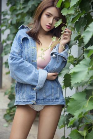 欧美人妖朱儒_电影未删减版