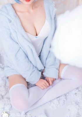 日韩三级视频在线看_超清高清完整版播放