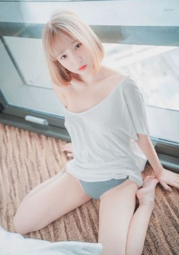 中文字幕免费视频一区_欧美成人在线