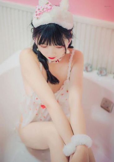 亚洲欧美综合中文_1080最新电影在线观看