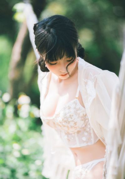 欧美模特神仙颜值_免费高清在线观看