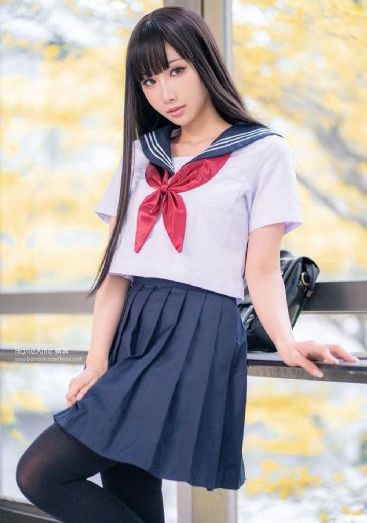 日韩美女自拍_720手机在线看