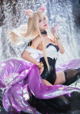 欧美比基尼翘臀写真_无删减完整版在线观看